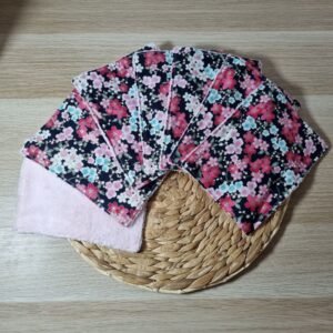 Semainier visage Fleurs roses