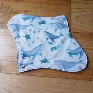 serviette hygiénique lavable baleines