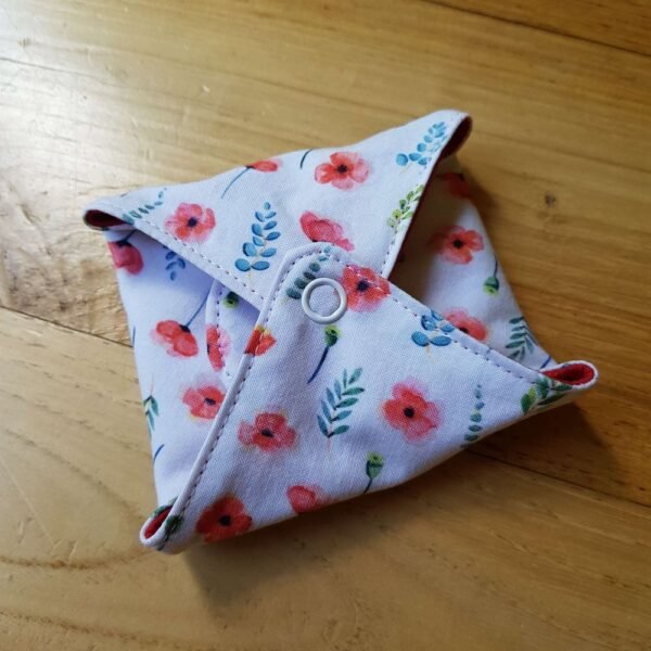 serviette hygiénique lavable coquelicots – Image 3