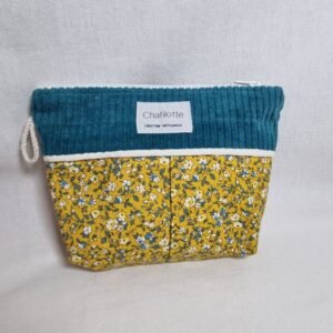 Pochette bicolore   fleur bleue et jaune