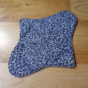 serviette hygiénique lavable fleurs et oiseaux