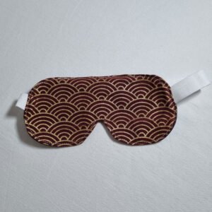 masque de nuit evantail rouge