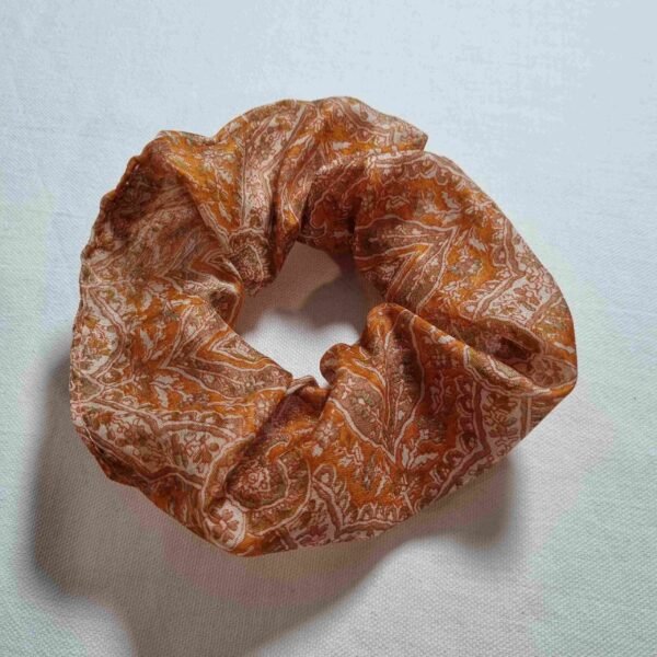 chouchou soie orange – Image 2
