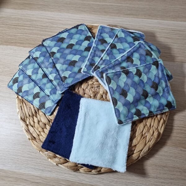 10 lingettes éventails bleus