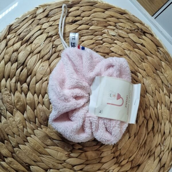 Fleur de douche lavable rose pale