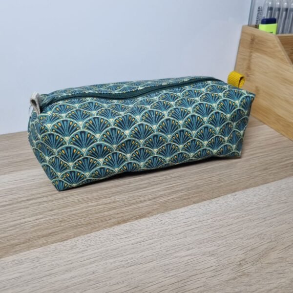 trousse éventails verts