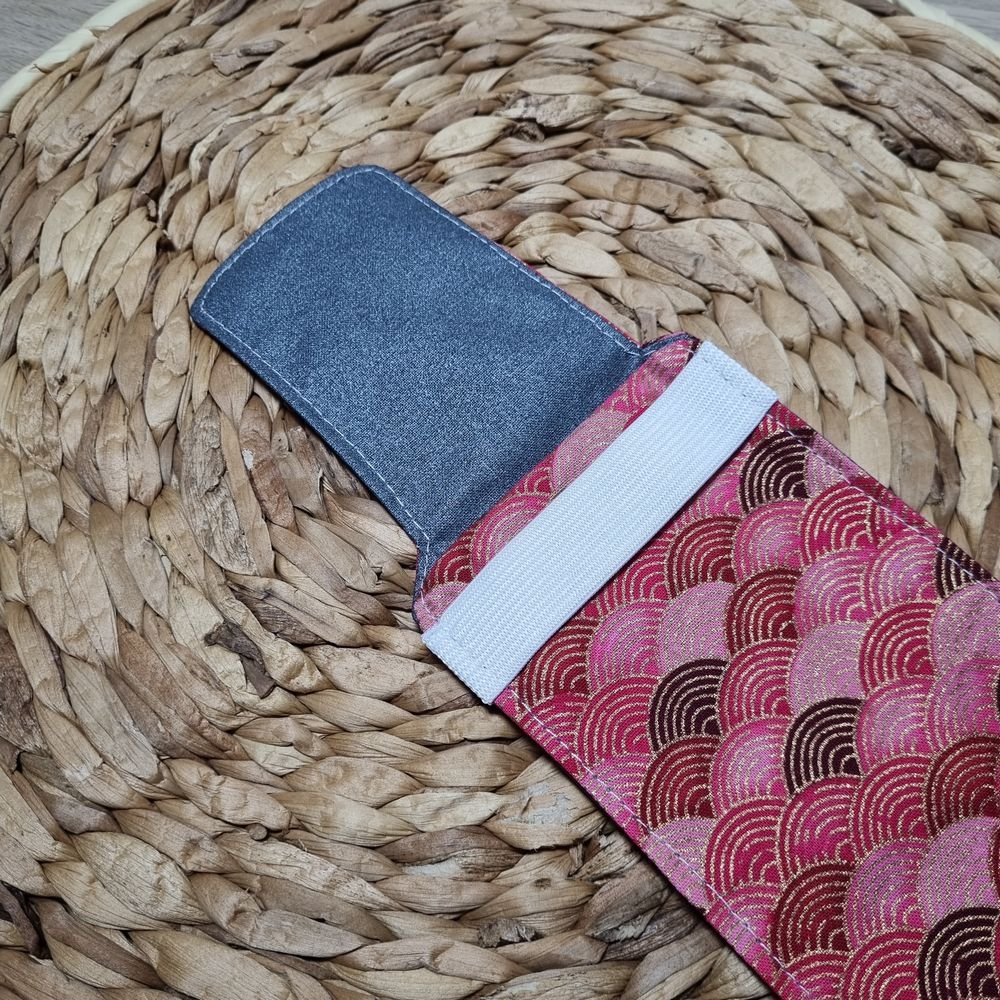 Pochette brosse à dents éventails rouges dorés – Image 2