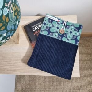 Pochette liseuse seventies