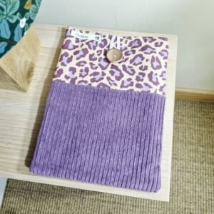 Pochette liseuse léopard violet