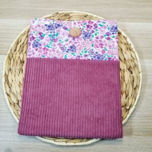 20260715_121320 Pochette tablette fleurs violettes